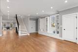462 Waltham Street - Photo 15