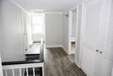 43 Beacon St - Photo 3