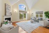 38 Courtyard Pl - Photo 3