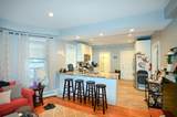 60 Mapleton St - Photo 3