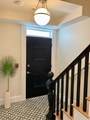 58 Everett - Photo 4
