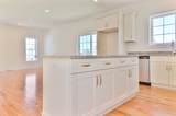 16B Crownshield - Photo 7