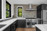 624 Commercial Street - Photo 11