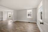 184 Summer St - Photo 3