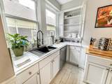 35 Essex St - Photo 2