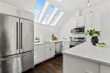 9 Upham Ave - Photo 2