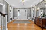 54 Lincoln Street - Photo 2
