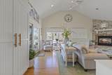 9 Fabyan Way - Photo 18