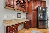 320 Lincoln Circle - Photo 10
