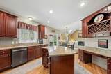320 Lincoln Circle - Photo 8