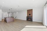 407 E 7th St - Photo 32
