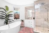 102 Saint Botolph St - Photo 18