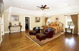 10 Woodbury Ln - Photo 14