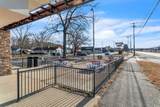 1535 Memorial Dr - Photo 6