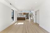 17 Holmes Street - Photo 3