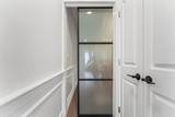 320 Middlesex Avenue - Photo 18