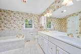 8 Marlboro Road - Photo 15