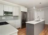 7 Julia Lane - Photo 4