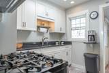 10 Essex Pl - Photo 14