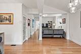 34 Everett Ave - Photo 3