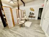 65 Southbridge St - Photo 8