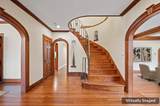 81 Brackett Rd - Photo 3