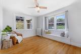 4 Chamberlain Pkwy - Photo 17
