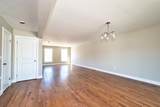 124 Downing - Photo 10
