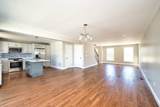124 Downing - Photo 11