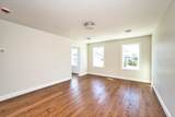 124 Downing - Photo 18