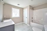 124 Downing - Photo 25