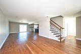 124 Downing - Photo 7