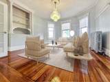 110 Howland - Photo 3