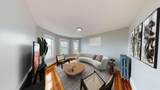 110 Howland St - Photo 2