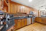 30 Beacon St - Photo 10