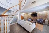 30 Beacon St - Photo 6