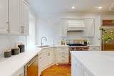 322 Tappan St - Photo 17