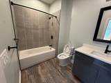 60 Cross St E - Photo 13