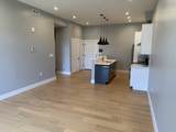 60 Cross St E - Photo 8
