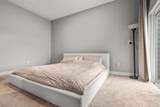 60 Cross St E - Photo 16
