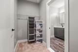 60 Cross St E - Photo 19