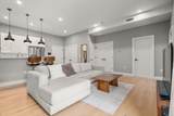 60 Cross St E - Photo 8