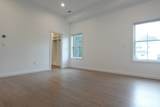 70 Walker - Photo 12