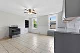 84 Margin St - Photo 4