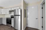 472 Essex Street - Photo 4