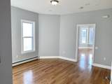 107 Chelsea St - Photo 3