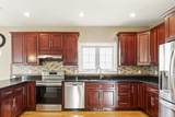 221 Chestnut St - Photo 8