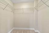 321 Hammond Pond Pkwy - Photo 18
