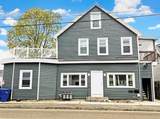 579 Bay St - Photo 1