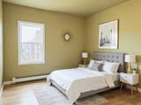 579 Bay St - Photo 8